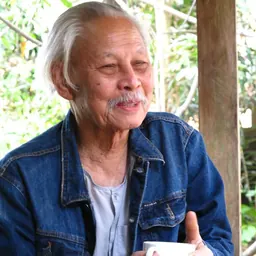 Portrait of Khamsing Srinawk