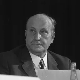 Portrait of Karl Bewerunge