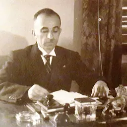 Portrait of Abedin Nepravishta