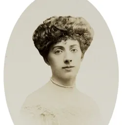 Portrait of Violet Mount
