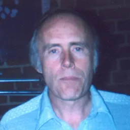 Portrait of Bruce Maccabee