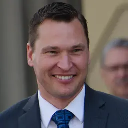 Portrait of Deron Bilous