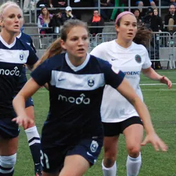 Portrait of Kristen Meier