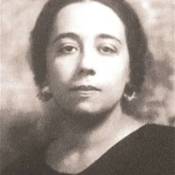 Portrait of Hina Spani