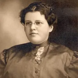 Portrait of Bertha Mae Lillenas