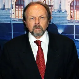 Portrait of Salomón Lerner Ghitis