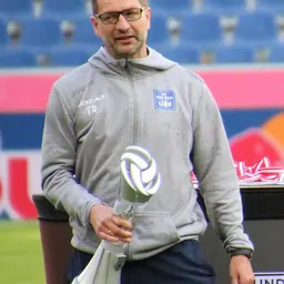Portrait of Ronald Brunmayr