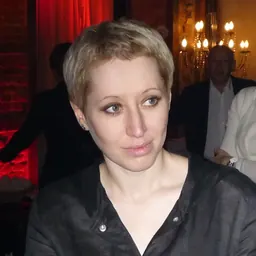 Portrait of Linor Goralik