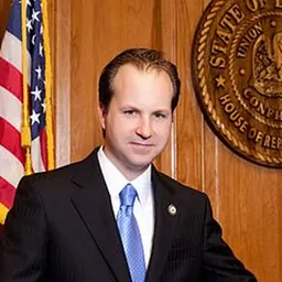 Portrait of Paul Hollis