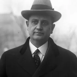 Portrait of Everett Sanders