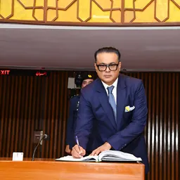 Portrait of Sanjay Perwani