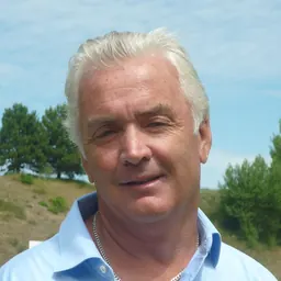 Portrait of Glenn Ralph