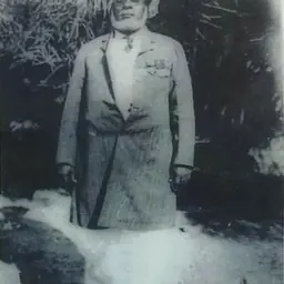 Portrait of Farah Omar