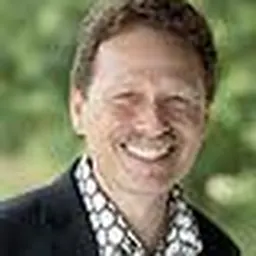 Portrait of Daniel Schechter