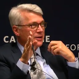 Portrait of Scott Sagan
