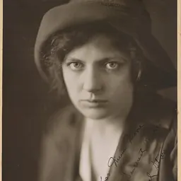 Portrait of Muriel Starr