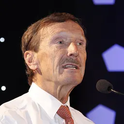 Portrait of Rolf M. Zinkernagel