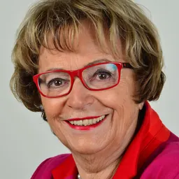 Portrait of Doris Pack