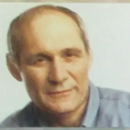 Portrait of Hanan Porat