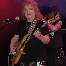 Portrait of Steve Priest