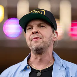Portrait of Gavin DeGraw
