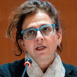 Portrait of Anna Gelpern