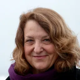 Portrait of Lynn Hershman Leeson