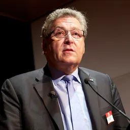 Portrait of Henk Krol