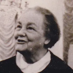 Portrait of Isabelle Blume