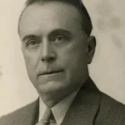 Portrait of Victor Thompson
