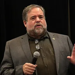 Portrait of Rod Pyle