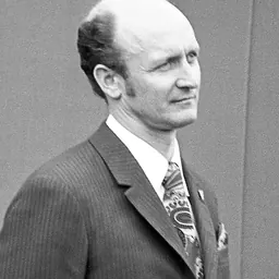Portrait of Mati Klooren