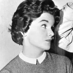 Portrait of Sue Randall