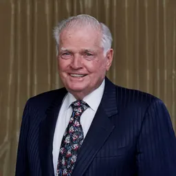 Portrait of Eric Hilton