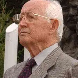 Portrait of Luis H. Álvarez