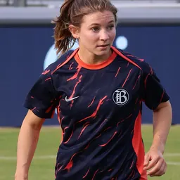 Portrait of Maddie Moreau