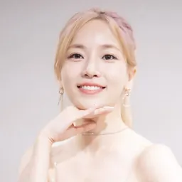 Portrait of SoRi