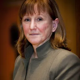 Portrait of Dawn Bonnell