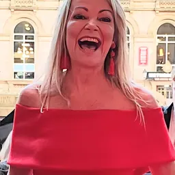 Portrait of Terri Dwyer