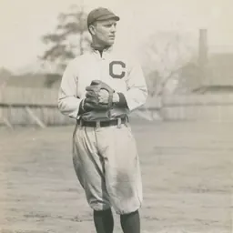 Portrait of Lynn Brenton