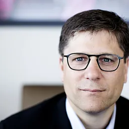 Portrait of Jeremy Lewis
