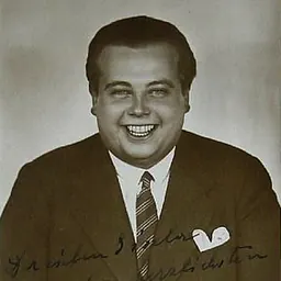 Portrait of Teddy Bill