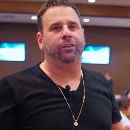 Portrait of Randall Emmett