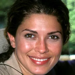 Portrait of Justine Pasek