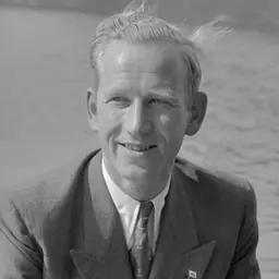 Portrait of Wim de Vries Lentsch