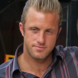 Portrait of Scott Caan