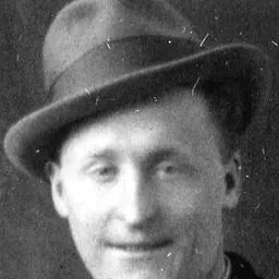 Portrait of Seán McGuinness