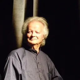 Portrait of Gérard Jouannest