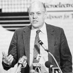 Portrait of Ken Olsen