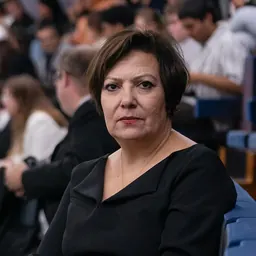 Portrait of Azadeh Kian